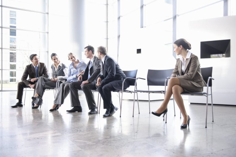 Bagaimana Cerdas Emosi Hadapi Office Politics?
