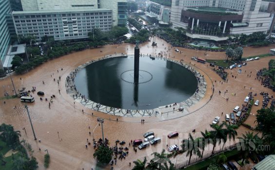 Ancaman Banjir Jakarta Dan Payahnya Manajemen Krisis Kita