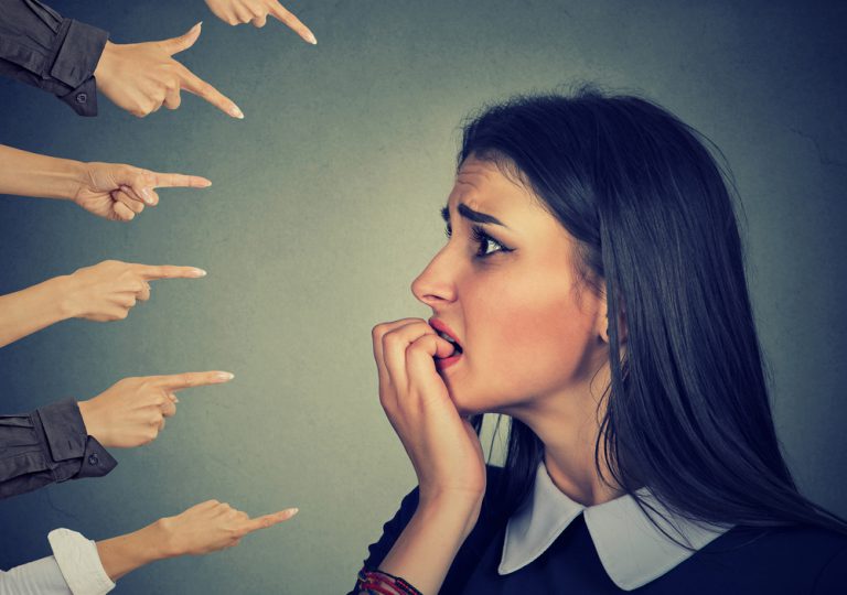 4 Sikapmu Ketika Ada Yang Komen Negatif Pada Postinganmu